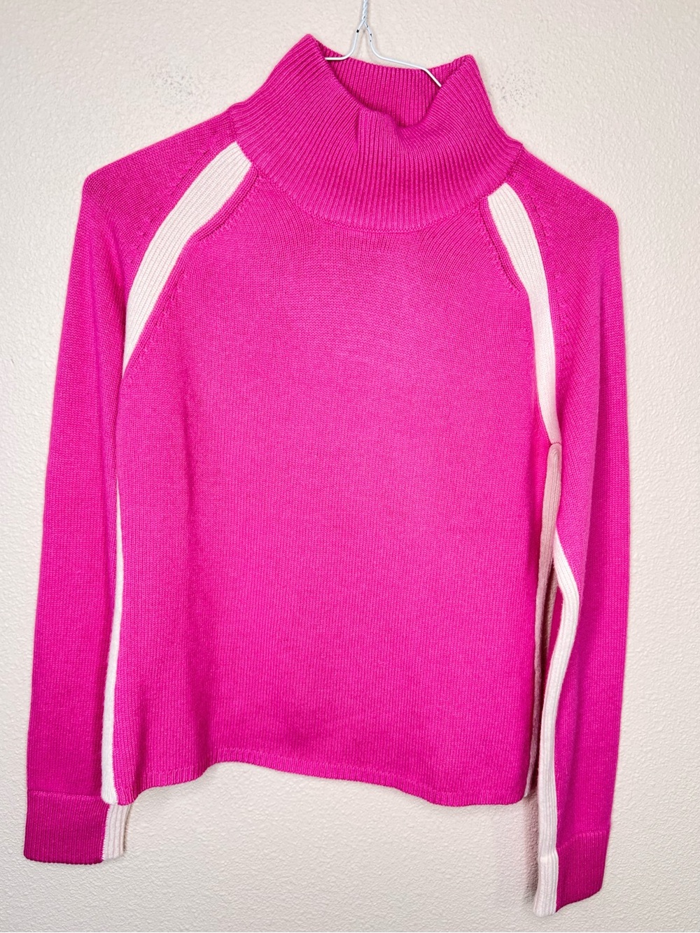 Athleta pink cashmere turtleneck sweater size M
